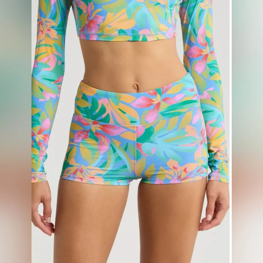 Billabong Tropic Daze Cropped Rashguard & Marina High Waist Surf Shorts Set - Picture 10 of 15